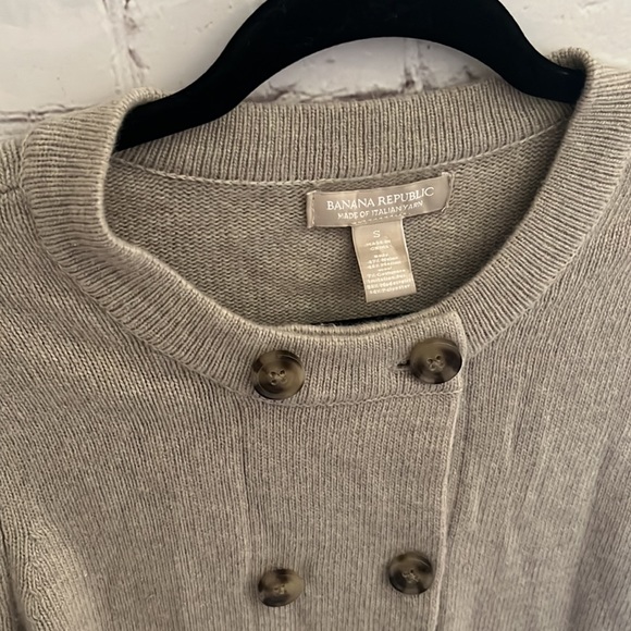 Banana Republic Button Down Sweater Cardigan Top Women's size small - Picture 2 of 4